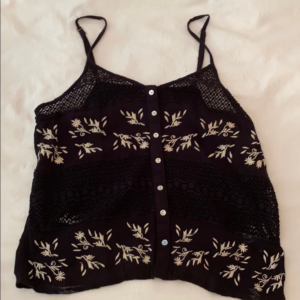 Black cropped tank top